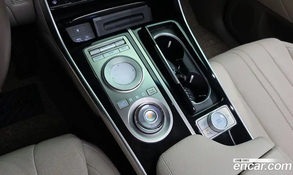 Genesis GV80 2022 2.5 Автомат в Москве № 386168, фото 9