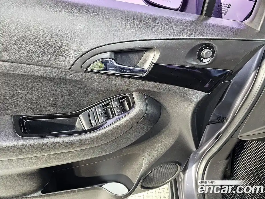 Chevrolet Orlando 2012 2.0 Автомат в Москве № 38655, фото 13