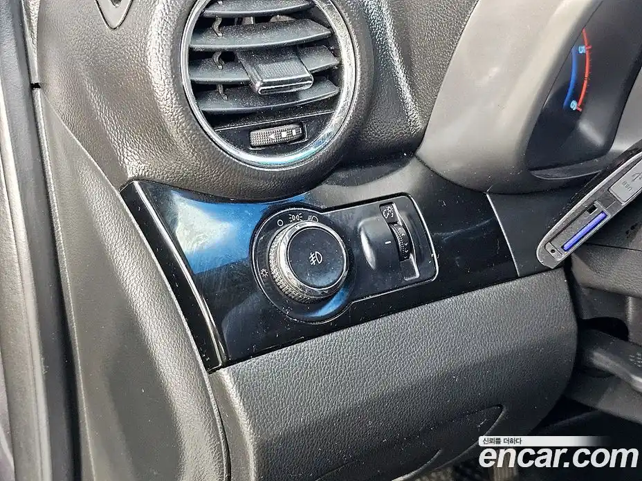 Chevrolet Orlando 2012 2.0 Автомат в Москве № 38655, фото 14