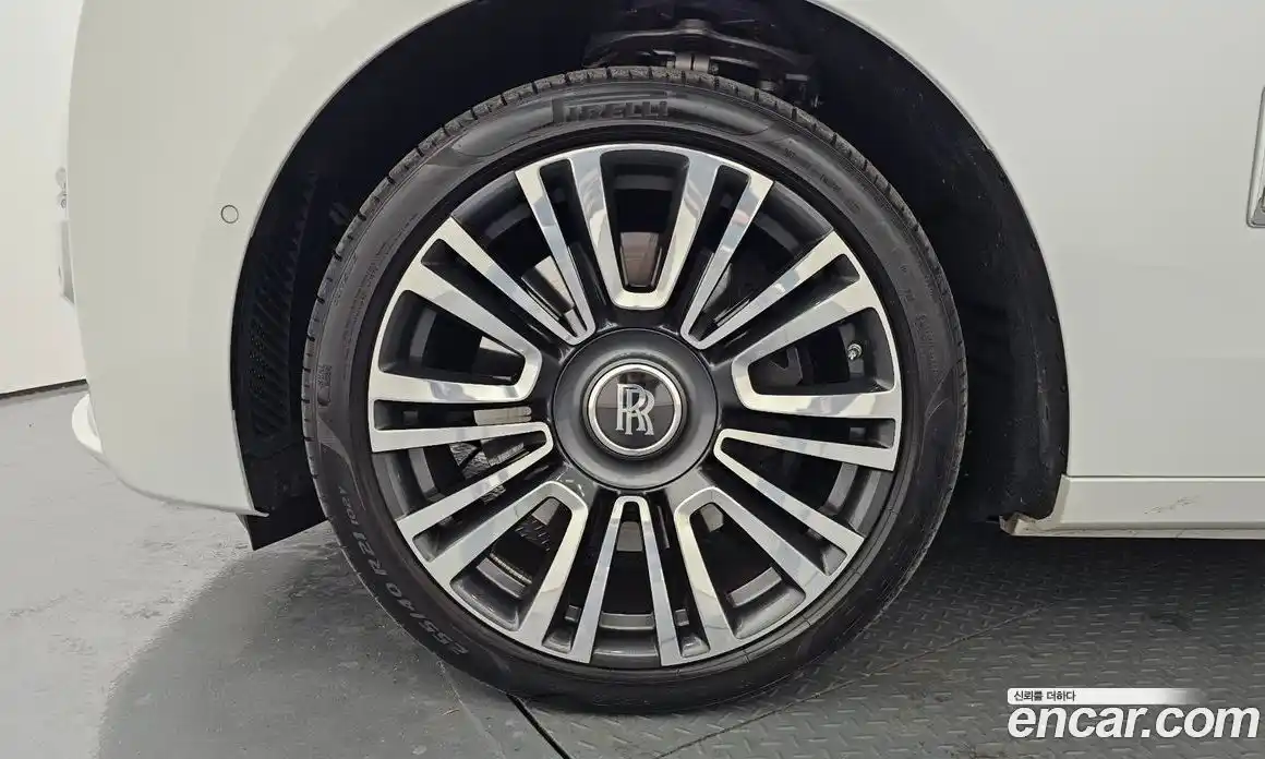 Rolls-Royce Ghost 2023 6.7 Автомат в Москве № 387346, фото 5