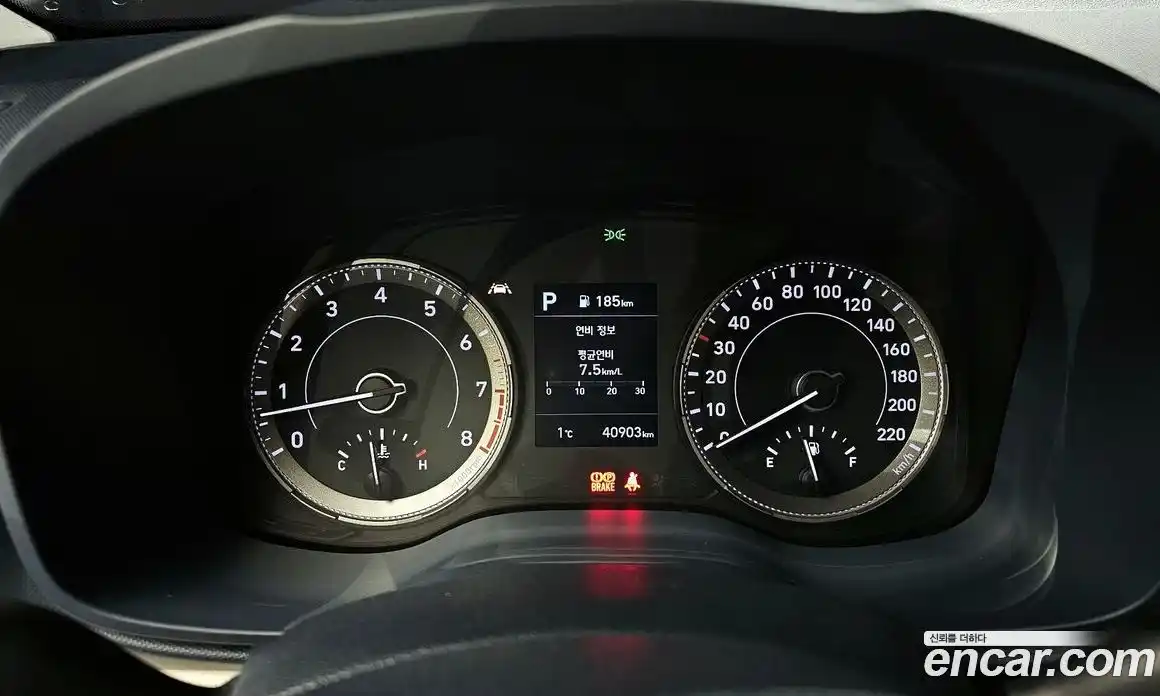 Hyundai Venue 2020 1.6 Автомат в Москве № 3919, фото 13