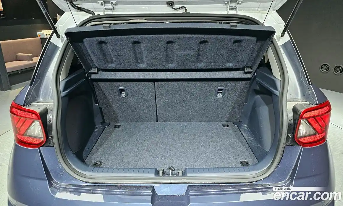 Hyundai Venue 2020 1.6 Автомат в Москве № 3919, фото 4