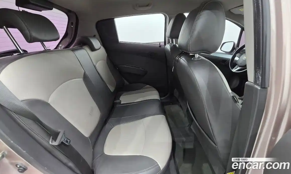 Chevrolet Spark 2012 1.0 Автомат в Москве № 39245, фото 16