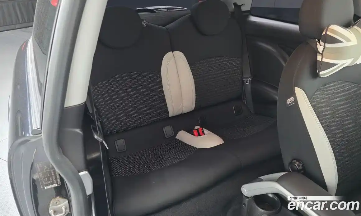 Mini Cooper 2010 1.6 Автомат в Москве № 395080, фото 12