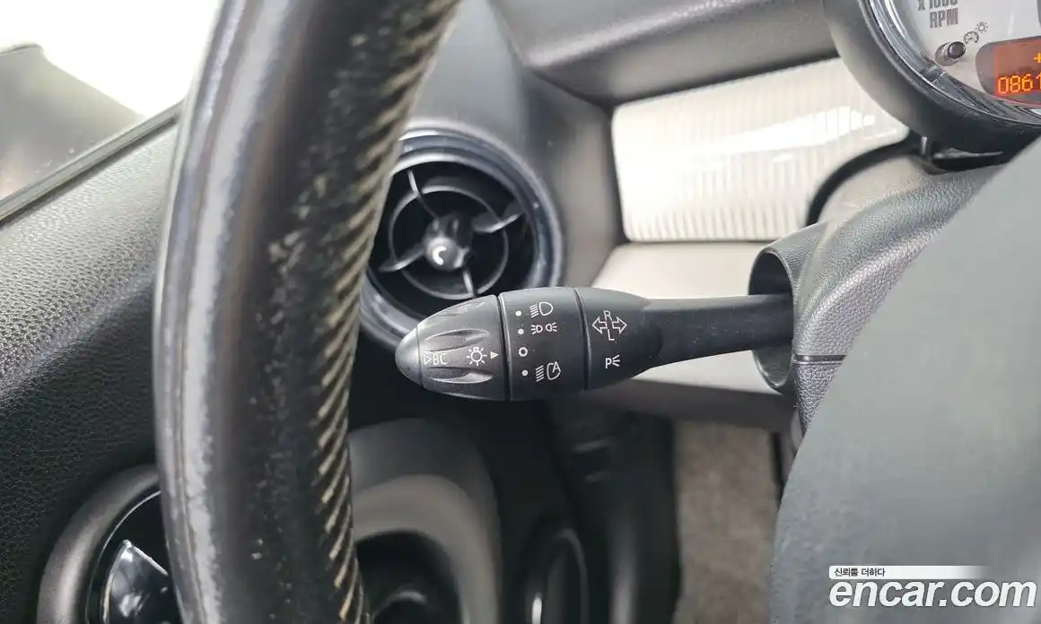 Mini Cooper 2010 1.6 Автомат в Москве № 395080, фото 17