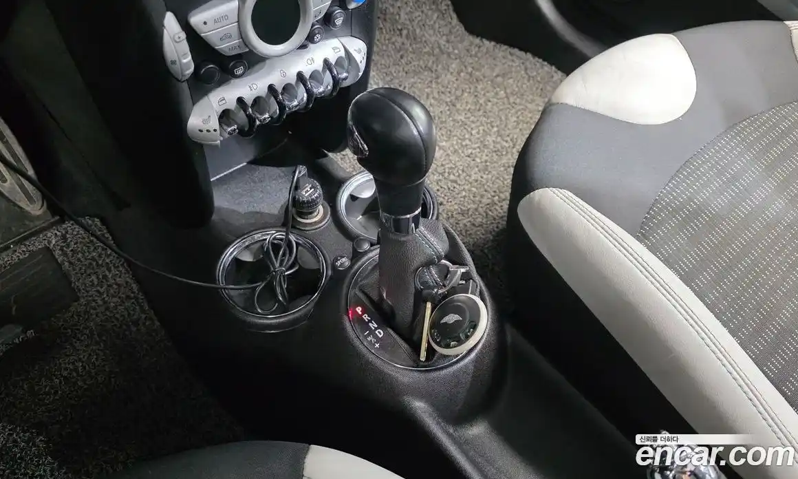 Mini Cooper 2010 1.6 Автомат в Москве № 395080, фото 9