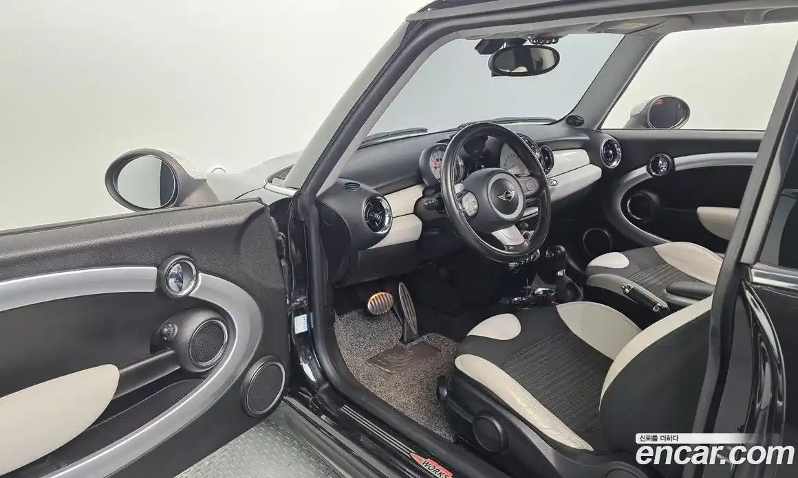 Mini Cooper 2010 1.6 Автомат в Москве № 395080, фото 10