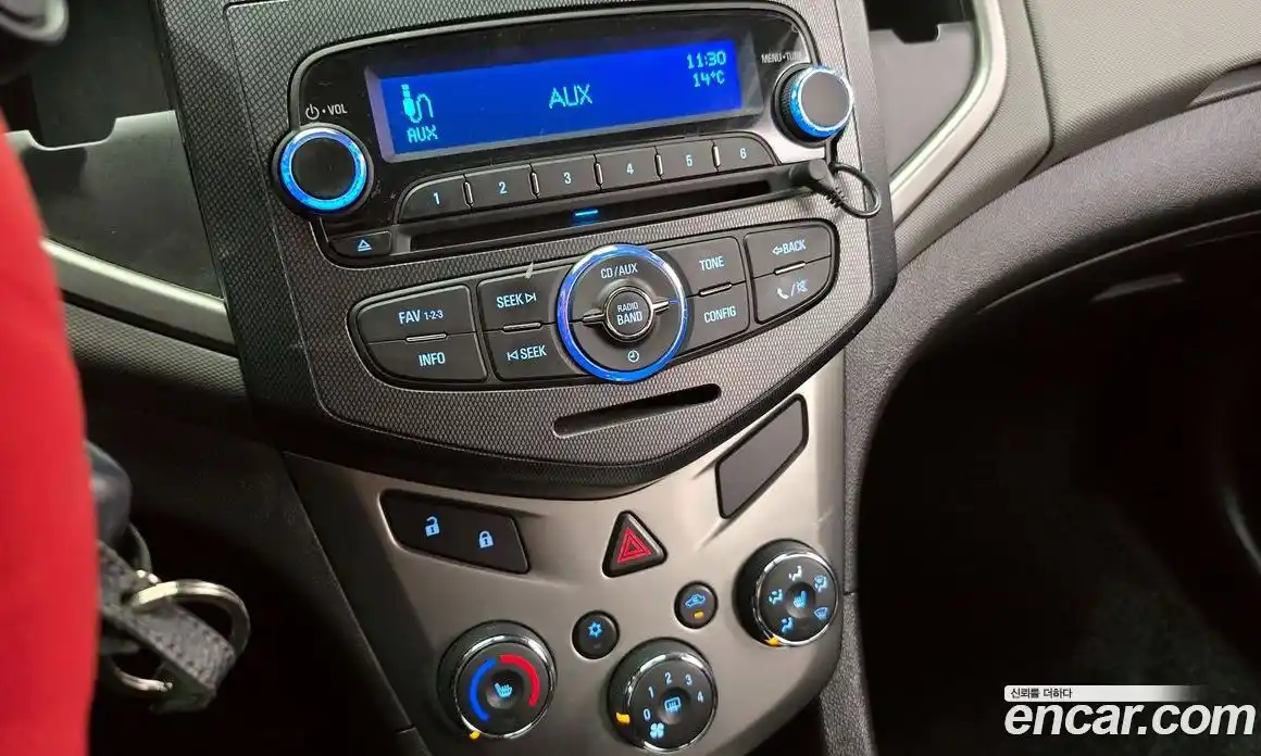 Chevrolet Aveo 2015 1.4 Автомат в Москве № 40240, фото 11