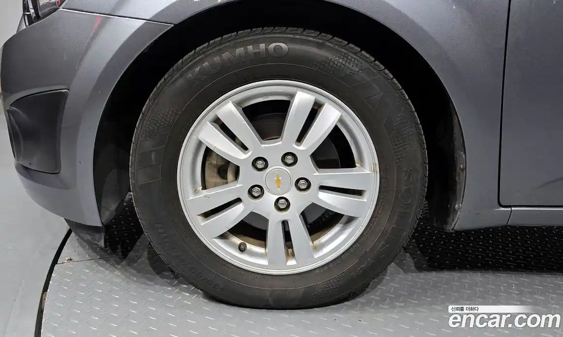 Chevrolet Aveo 2015 1.4 Автомат в Москве № 40240, фото 20