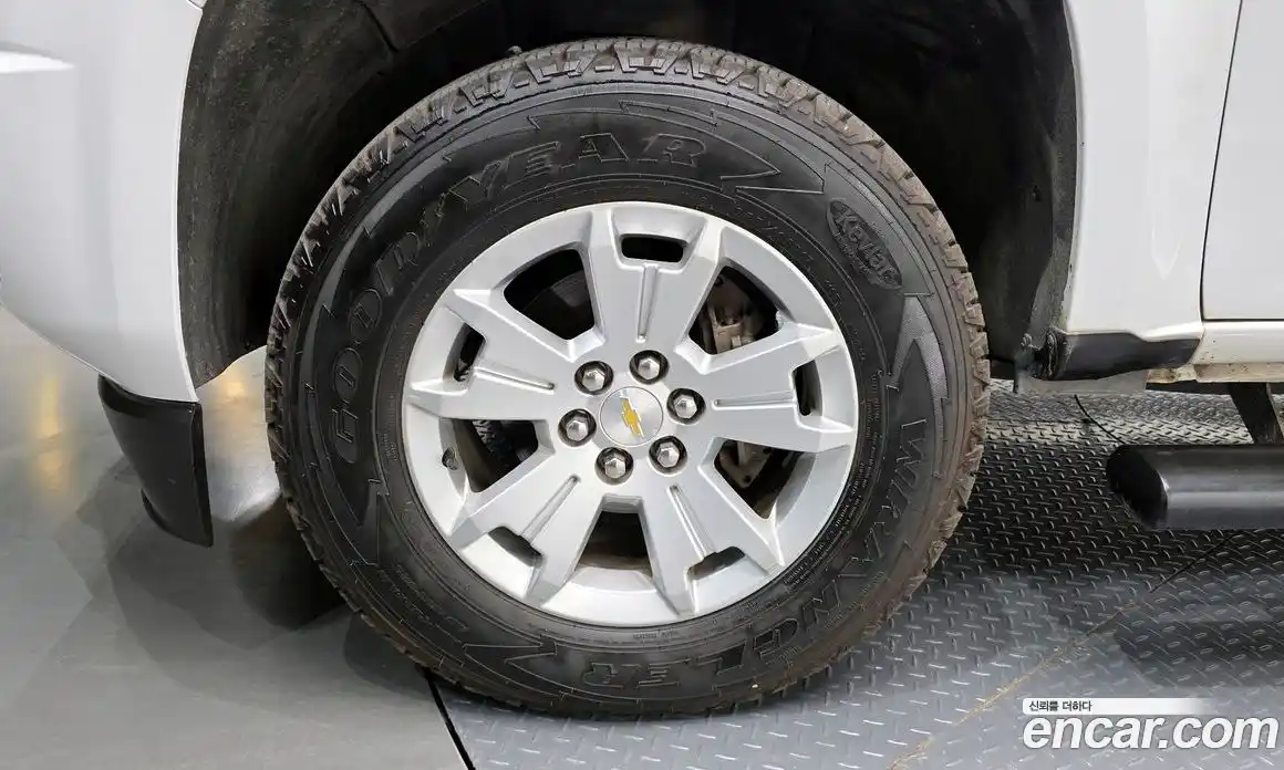 Chevrolet Colorado 2020 3.6 Автомат в Москве № 40313, фото 17