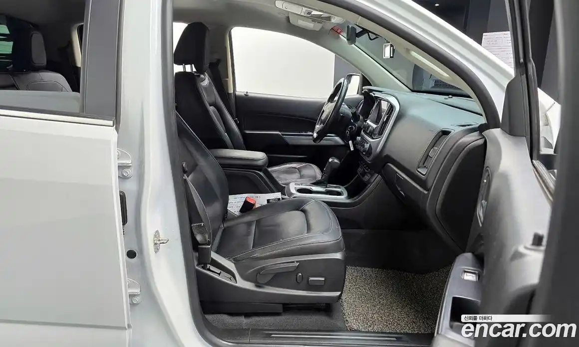 Chevrolet Colorado 2020 3.6 Автомат в Москве № 40313, фото 10