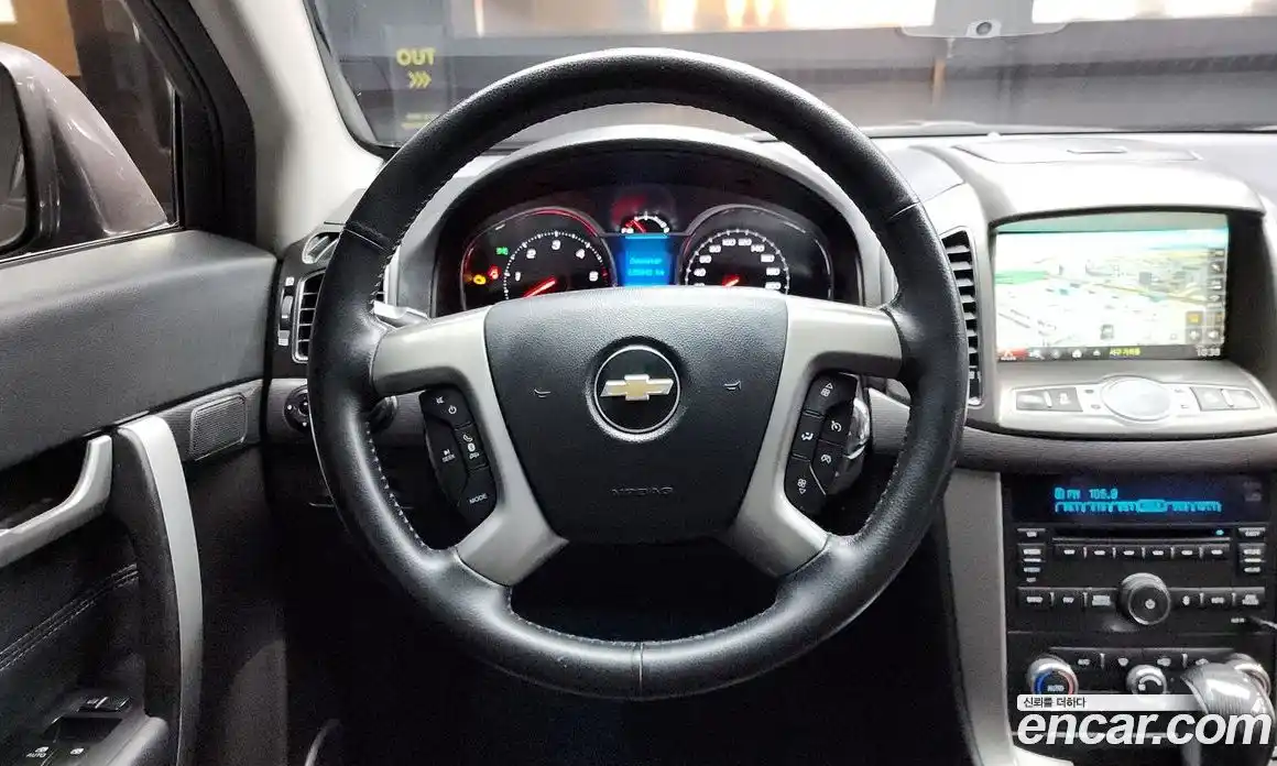 Chevrolet Captiva 2014 2.0 Автомат в Москве № 40556, фото 19