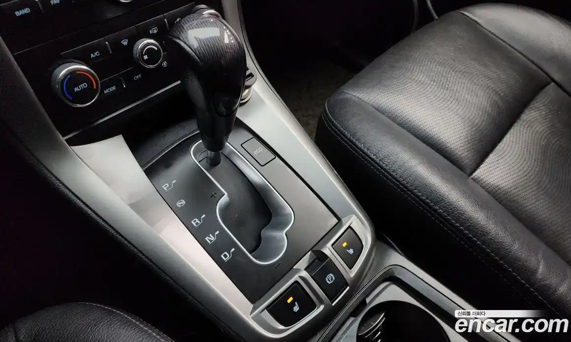 Chevrolet Captiva 2014 2.0 Автомат в Москве № 40556, фото 9