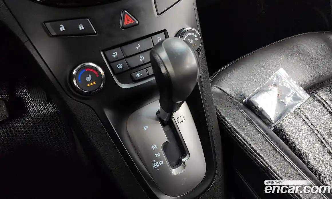 Chevrolet Orlando 2013 2.0 Автомат в Москве № 40616, фото 4