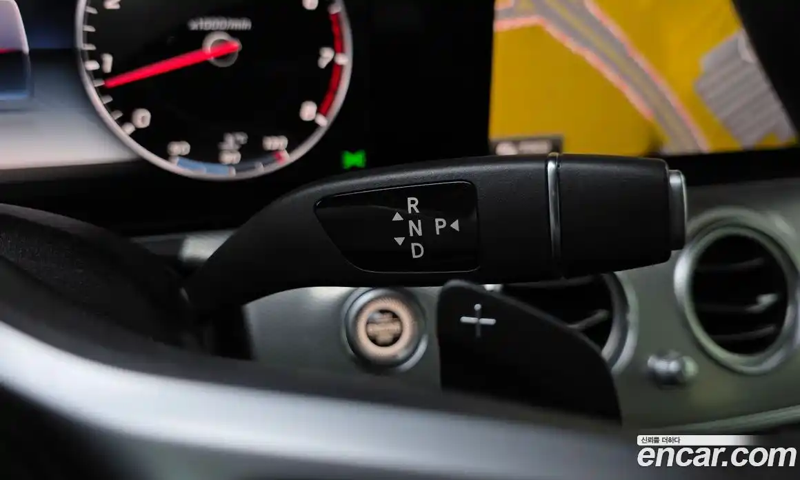 Mercedes-Benz E-Class 2019 2.0 Автомат в Москве № 413001, фото 9