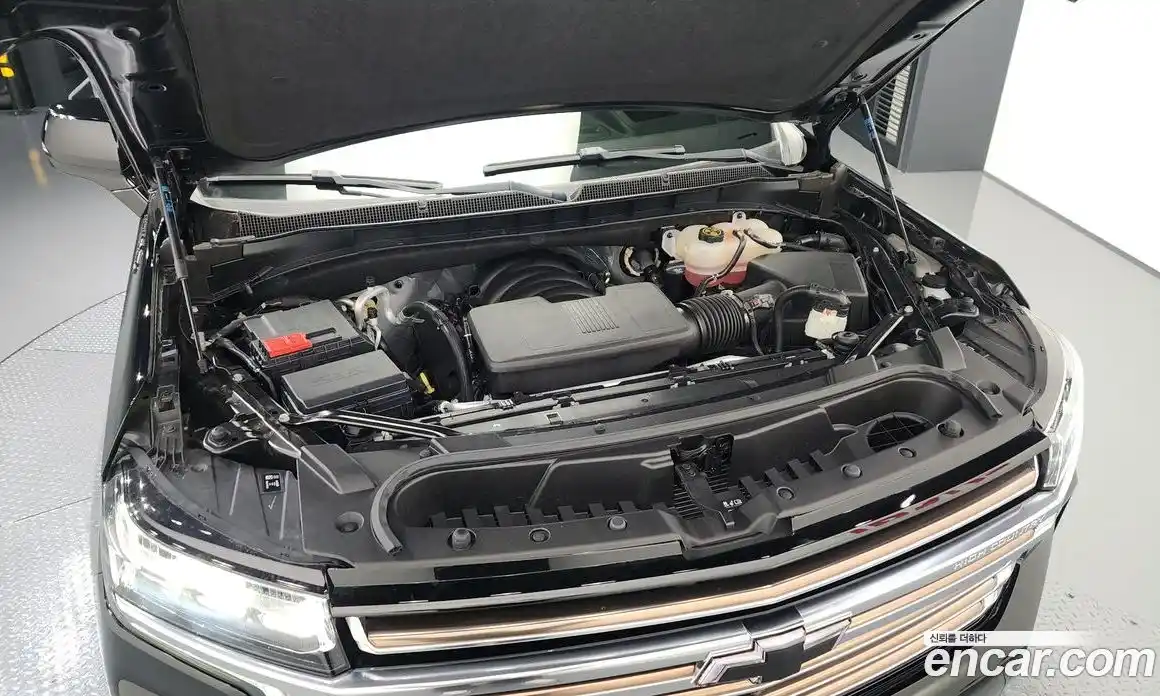 Chevrolet Tahoe 2023 6.2 Автомат в Москве № 42266, фото 6