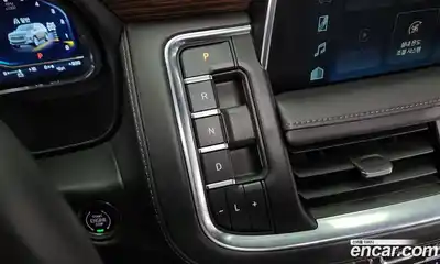 Chevrolet Tahoe 2023 6.2 Автомат в Москве № 42266, миниатюра 9