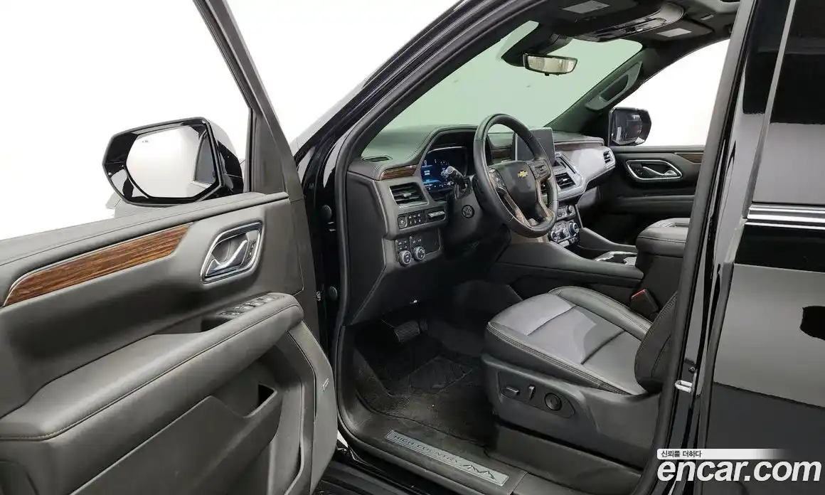 Chevrolet Tahoe 2023 6.2 Автомат в Москве № 42266, фото 10