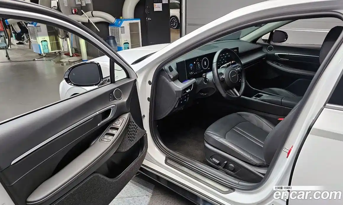 Hyundai Sonata 2024 1.6 Автомат в Москве № 44058, фото 1