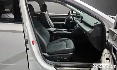 Hyundai Sonata 2024 1.6 Автомат в Москве № 44058, миниатюра 5