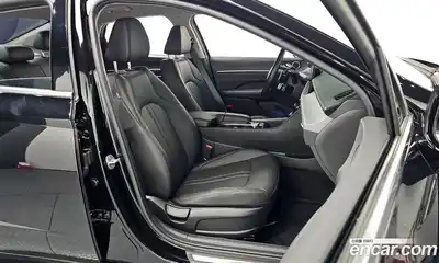 Hyundai Sonata 2025 2.0 Автомат в Москве № 49854, миниатюра 10