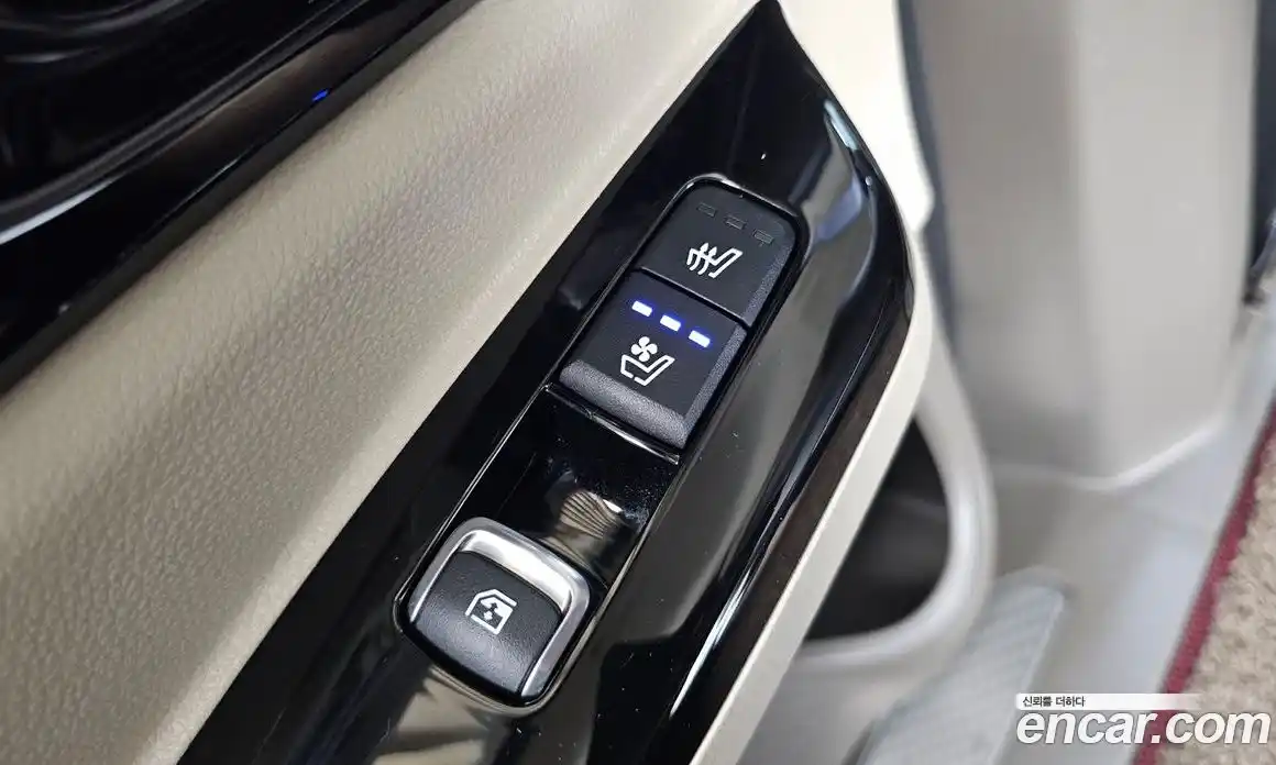 Kia Canival 2023 3.5 Автомат в Москве № 50499, фото 20