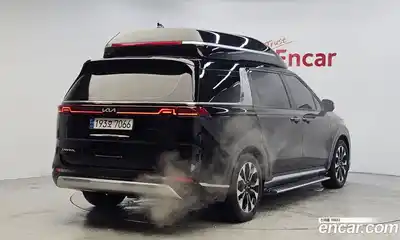 Kia Canival 2023 3.5 Автомат в Москве № 50499, миниатюра 5