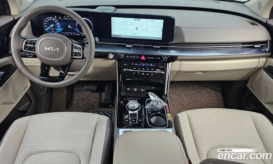 Kia Canival 2023 3.5 Автомат в Москве № 50499, фото 7