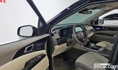 Kia Canival 2023 3.5 Автомат в Москве № 50499, миниатюра 9