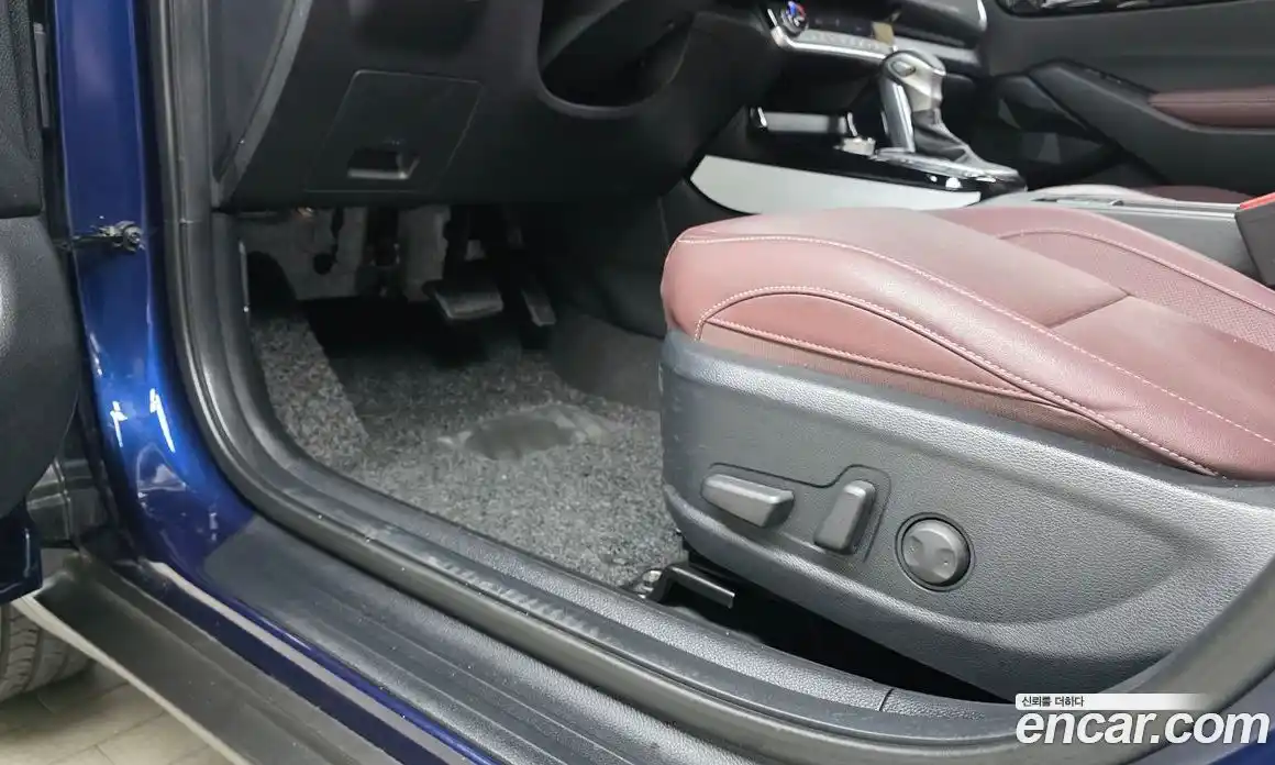 Kia Seltos 2022 1.6 Автомат в Москве № 52354, фото 19