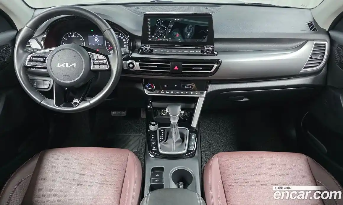 Kia Seltos 2022 1.6 Автомат в Москве № 52354, фото 6