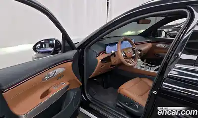 Genesis GV70 2025 2.5 Автомат в Москве № 59376, миниатюра 11