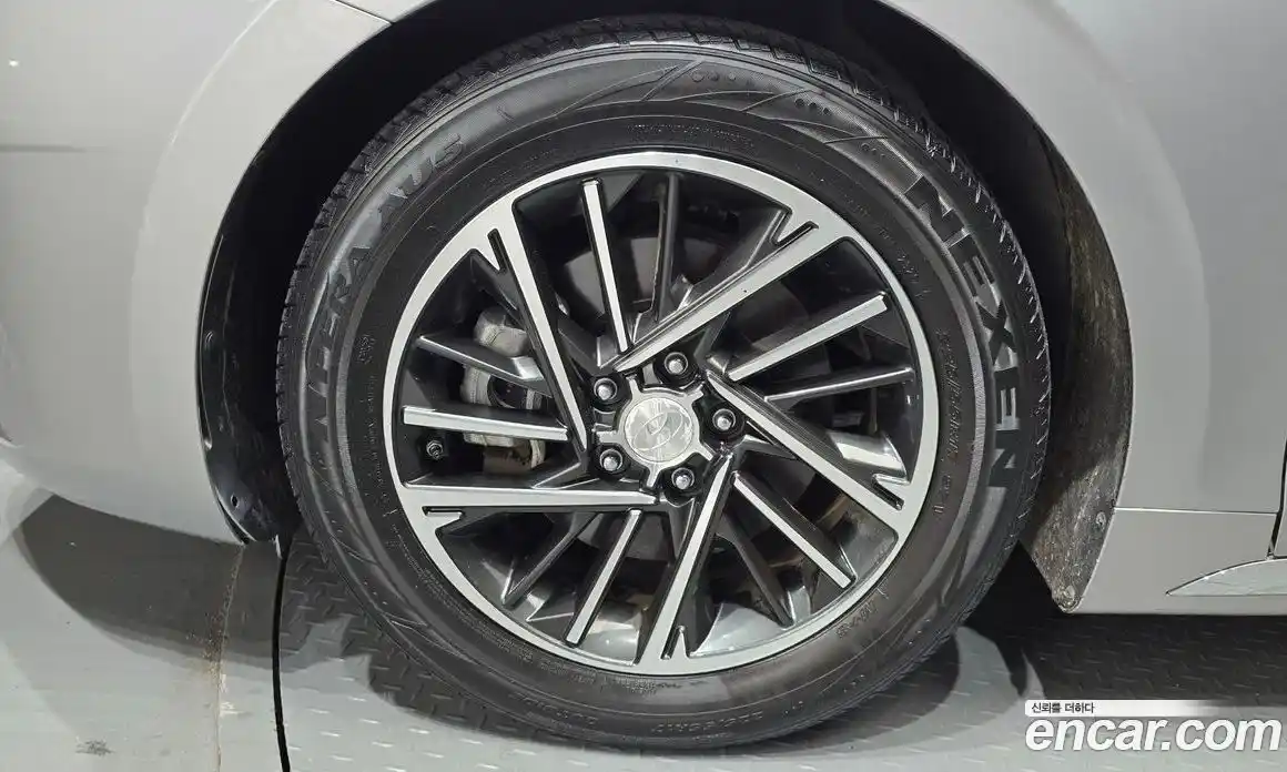 Hyundai Grandeur 2020 2.5 Автомат в Москве № 6338, фото 11