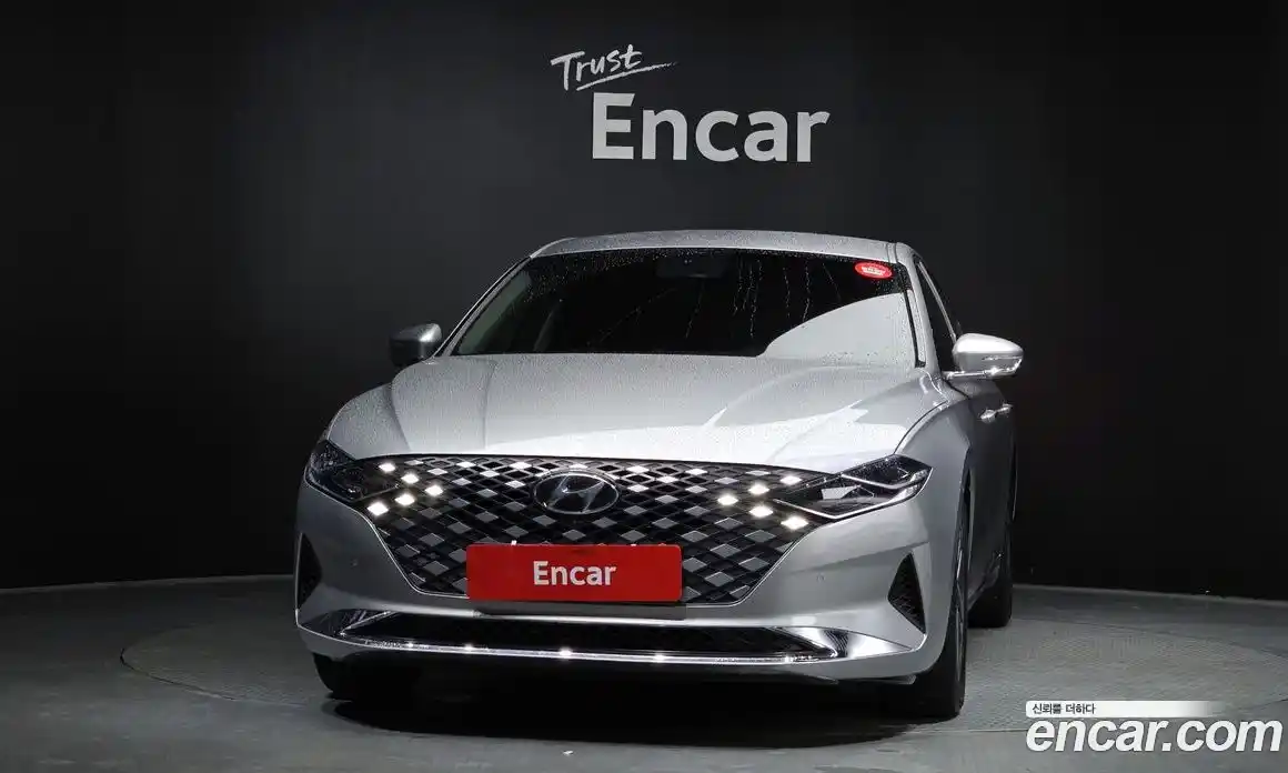 Hyundai Grandeur 2020 2.5 Автомат в Москве № 6338, фото 18