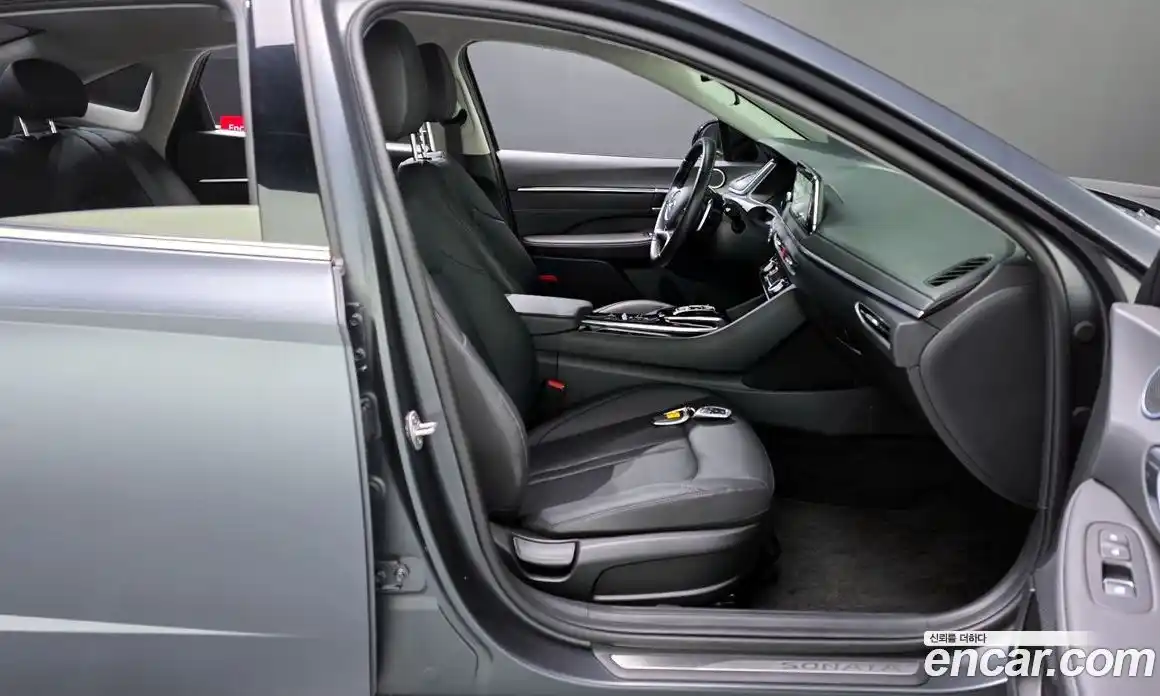 Hyundai Sonata 2023 2.0 Автомат в Москве № 6634, фото 13