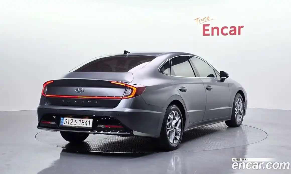 Hyundai Sonata 2023 2.0 Автомат в Москве № 6634, фото 15