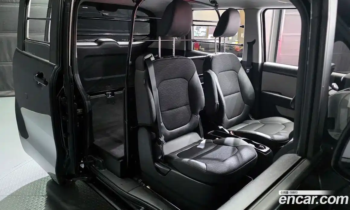 Kia Ray 2024 1.0 Автомат в Москве № 75154, фото 17