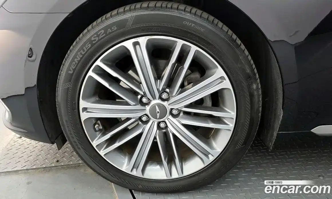 Genesis G80 2017 3.3 Автомат в Москве № 81116, фото 3