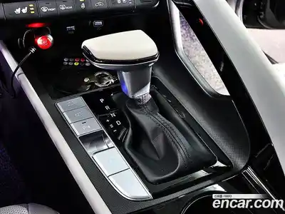 Hyundai Avante 2021 1.6 Автомат в Москве № 9034, миниатюра 8