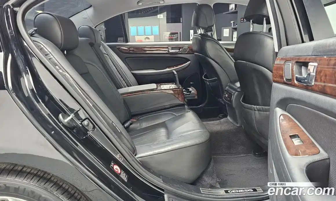 Hyundai Genesis 2010 3.3 Автомат в Москве № 92430, фото 12