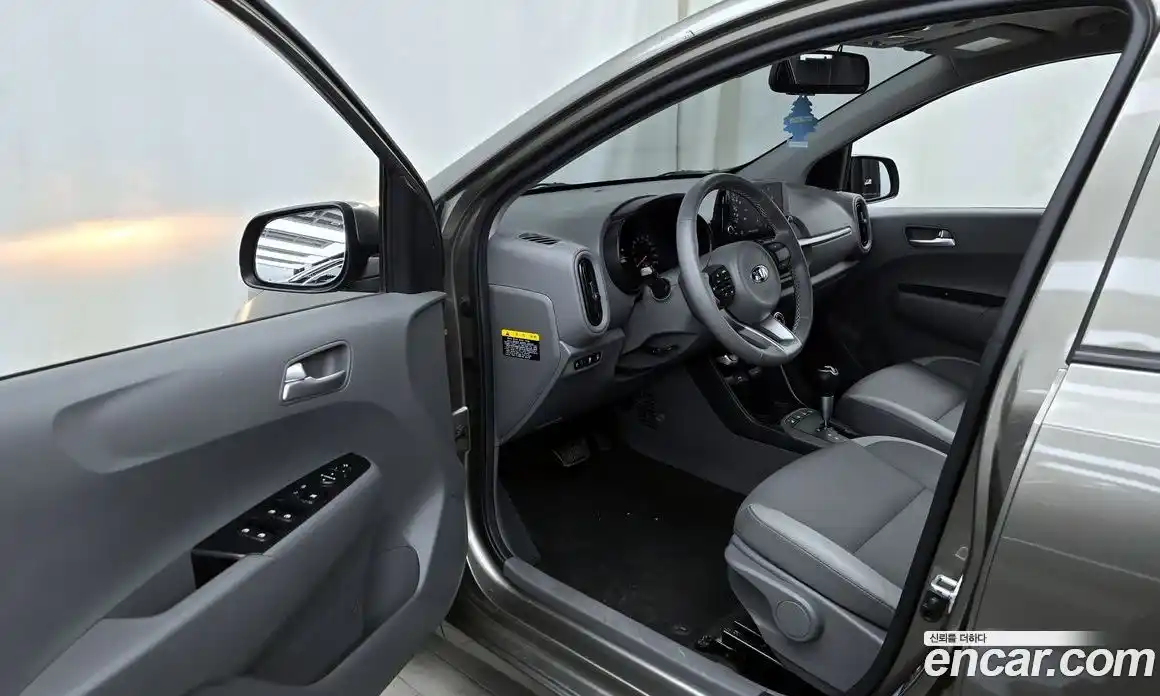 Kia Morning 2021 1.0 Автомат в Москве № 95464, фото 14