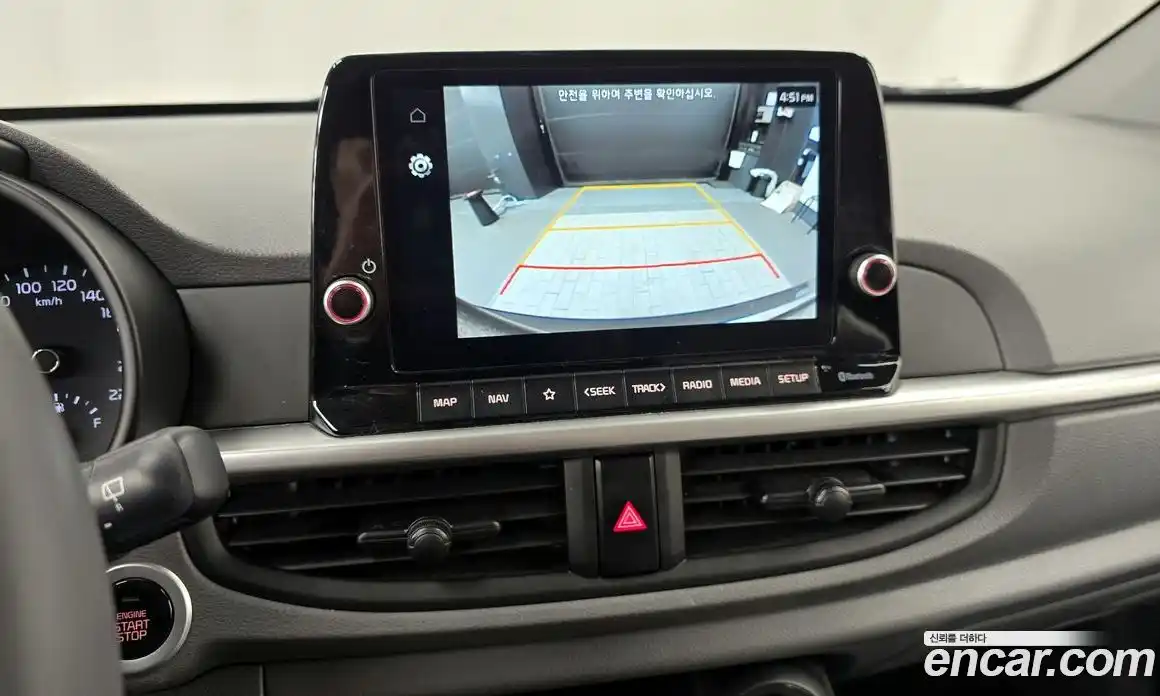 Kia Morning 2021 1.0 Автомат в Москве № 95464, фото 2