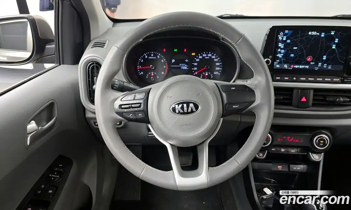 Kia Morning 2021 1.0 Автомат в Москве № 95464, фото 9