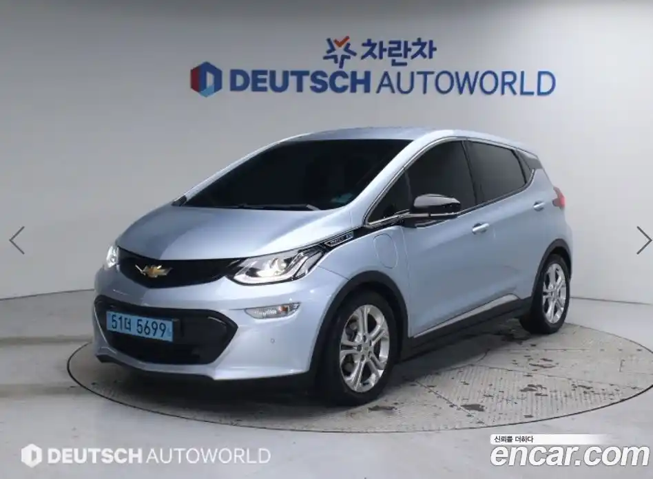 Chevrolet Bolt EV 2018 0.2 Автомат в Москве № 96547, фото 1