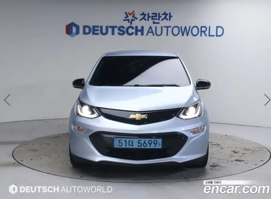 Chevrolet Bolt EV 2018 0.2 Автомат в Москве № 96547, фото 3