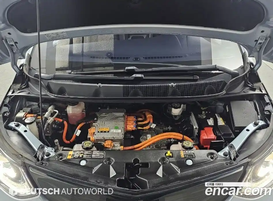 Chevrolet Bolt EV 2018 0.2 Автомат в Москве № 96547, фото 6