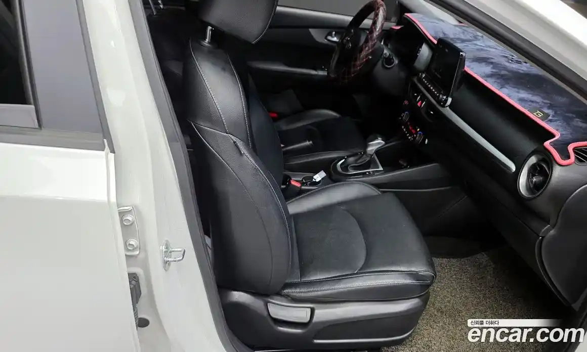 Kia K3 2021 1.6 Автомат в Москве № 103004, фото 10