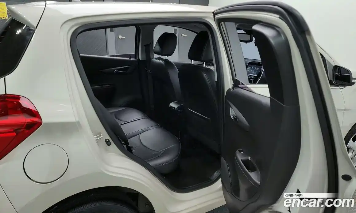 Chevrolet Spark 2017 1.0 Автомат в Москве № 103807, фото 17