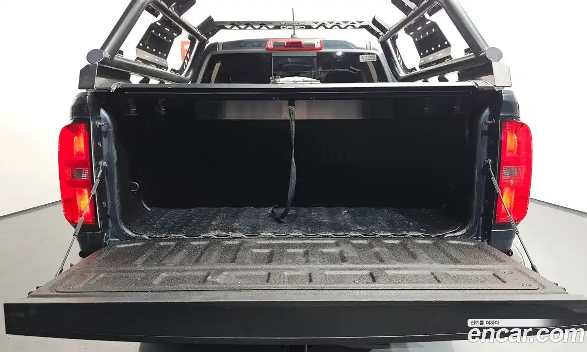 Chevrolet Colorado 2020 3.6 Автомат в Москве № 105878, фото 16