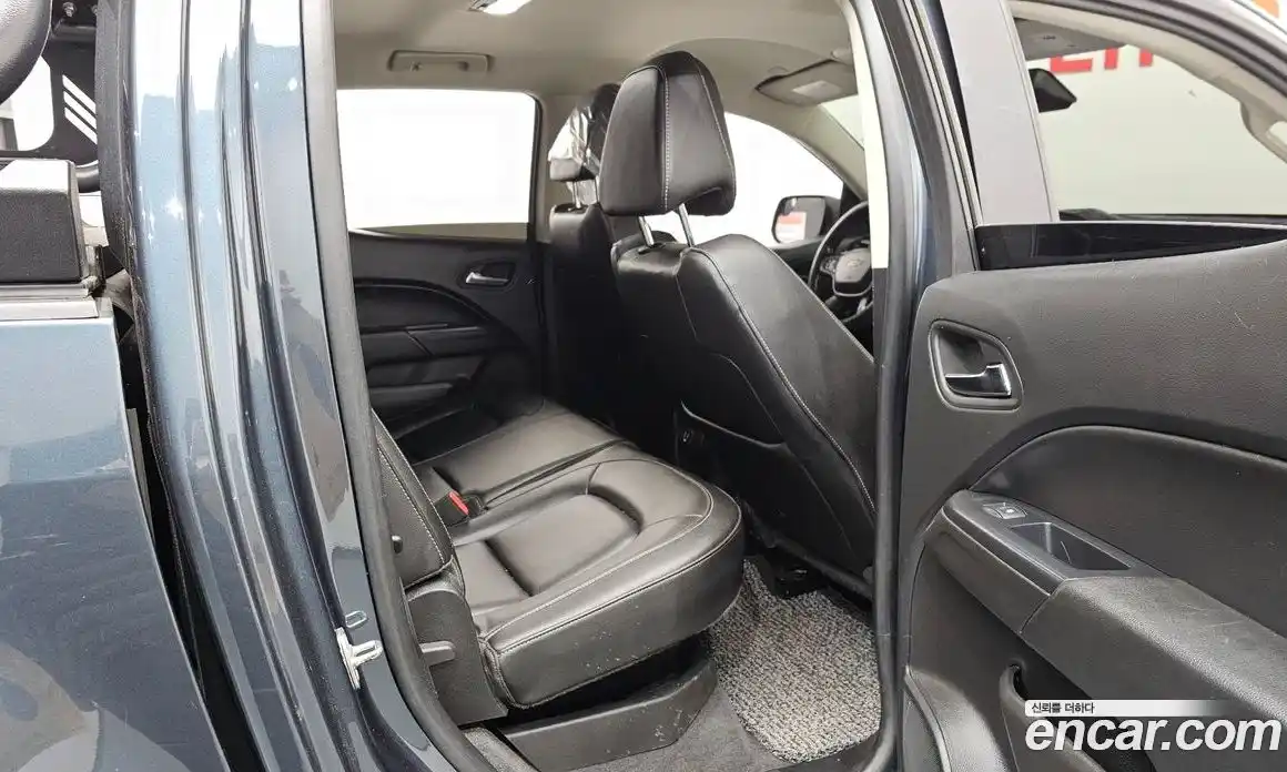 Chevrolet Colorado 2020 3.6 Автомат в Москве № 105878, фото 9